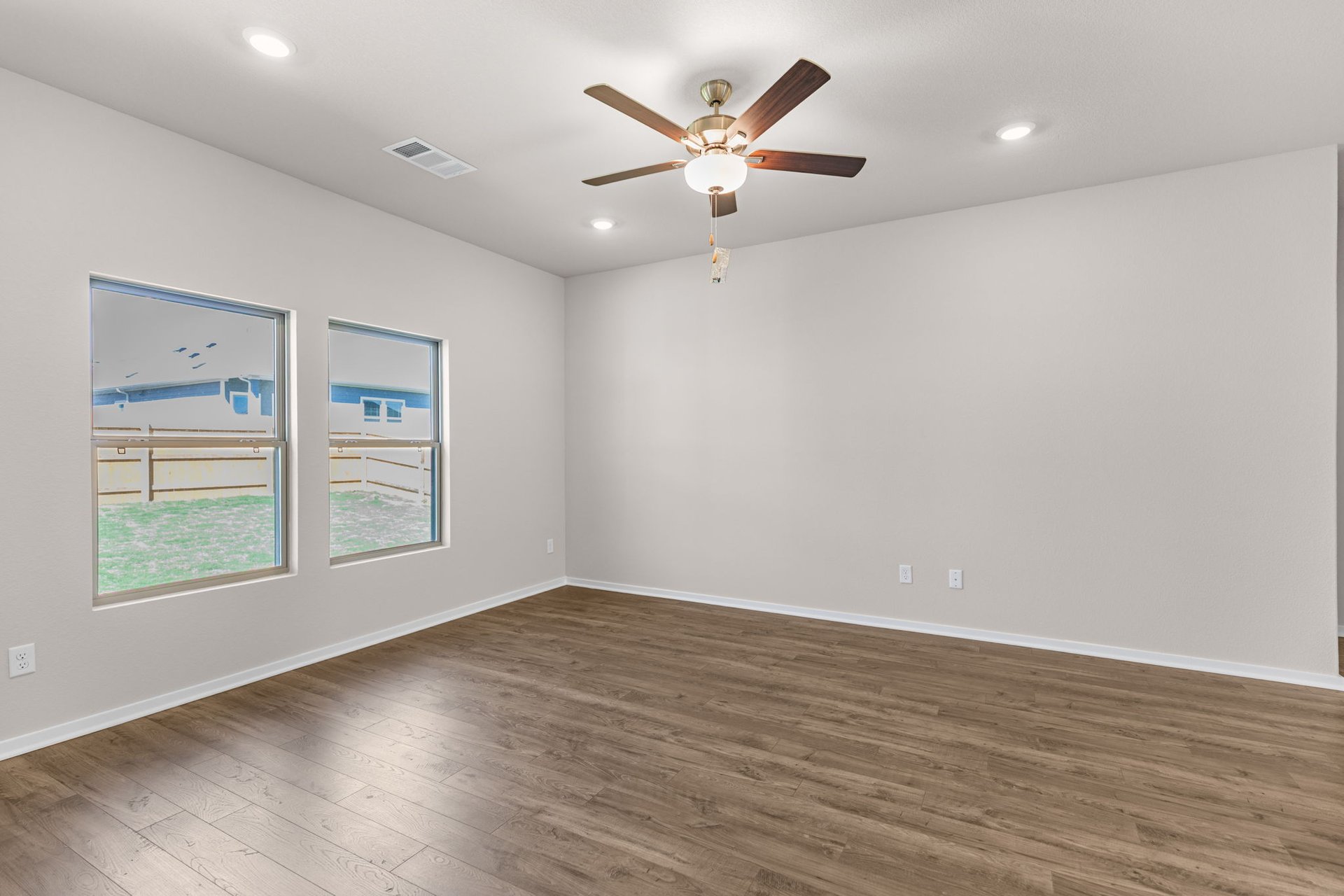 173 Sleep Hollow Jarrell, TX 76537 - Photo 15 of 29 Open Family Room