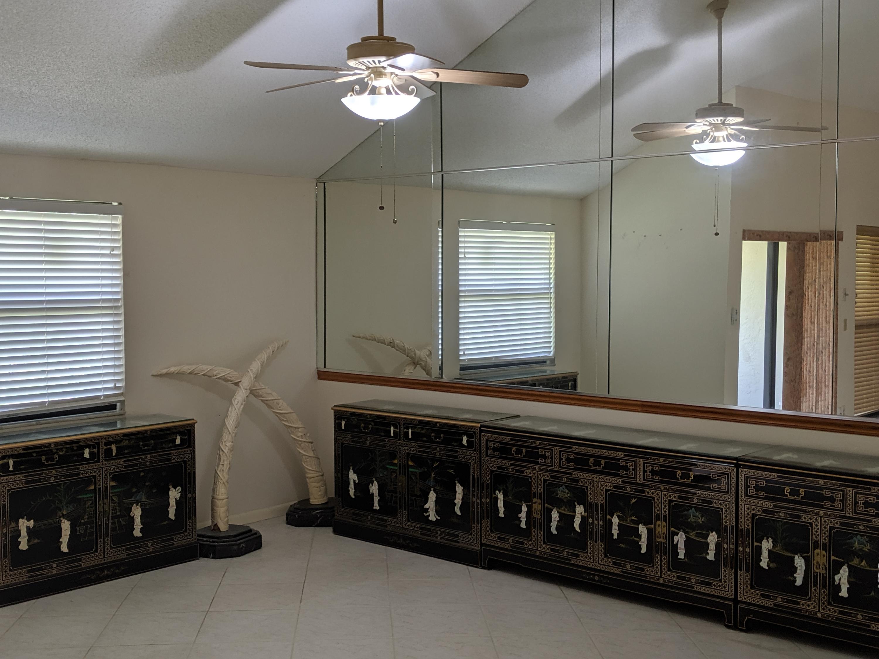 9278 Ketay Circle, Unit 2 Boca Raton, FL 33428 - Photo 3 of 8 livingroom