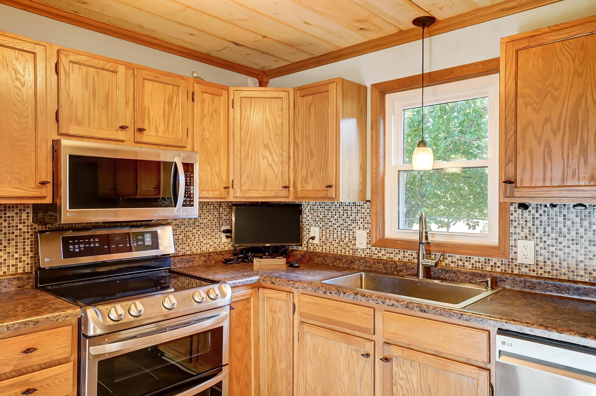 5161 Horseshoe Road Delaware, OH 43015 - Photo 25 of 78 026