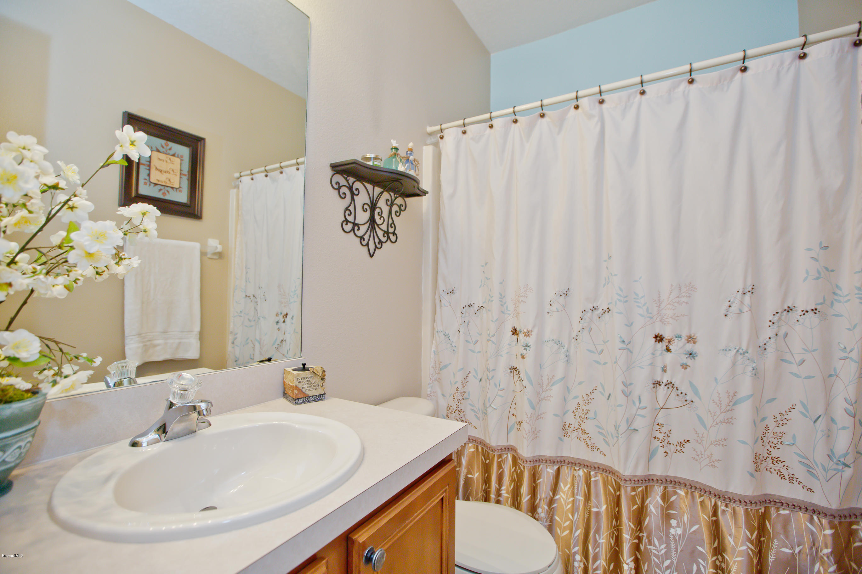 973 Riviera Point Drive Rockledge, FL 32955 - Photo 12 of 20 Guest Bath