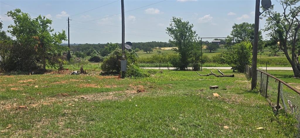 251 Rhoades Lane Springtown, TX 76082 - Photo 5 of 8