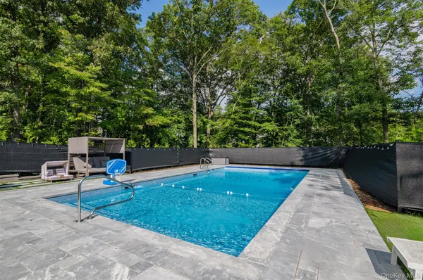 $1,989,000 | 14 Klingher Court, Pomona, NY 10970