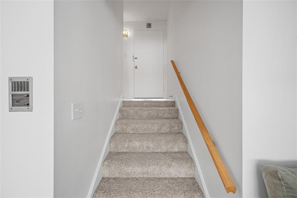 1160 Bower Hill Road, Unit 508B Pittsburgh, PA 15243 - Photo 5 of 46 Main Entry