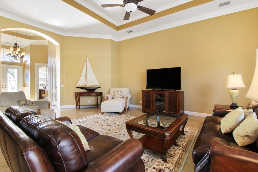 4901 Southeast Inlet Isle Way Stuart, FL 34997 - Photo 16 of 37 Gallery Image 16