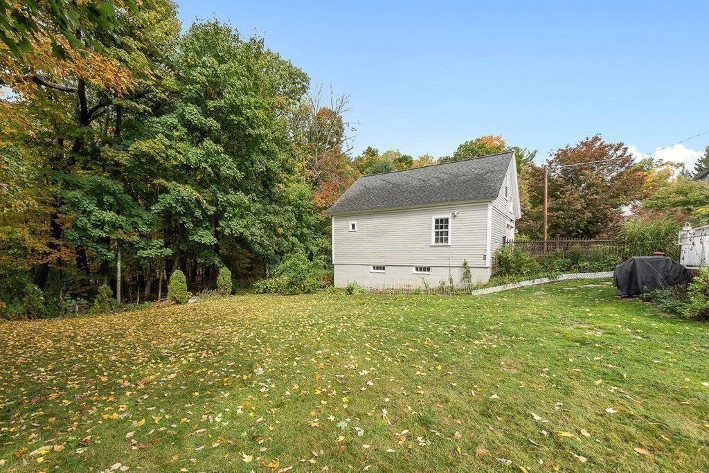 33 Lovell Road Holden, MA 01520 - Photo 34 of 35 Gallery Image 34