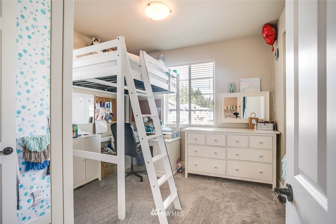 4913 Southeast 3rd Place Renton, WA 98059 - Photo 15 of 25