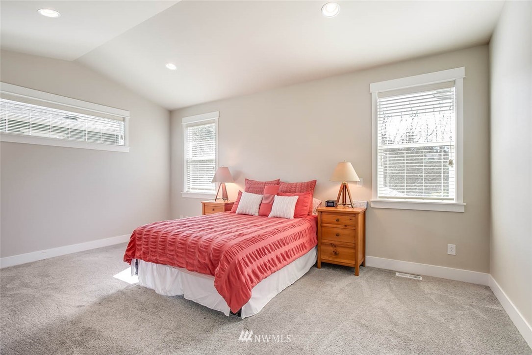 4913 Southeast 3rd Place Renton, WA 98059 - Photo 16 of 25