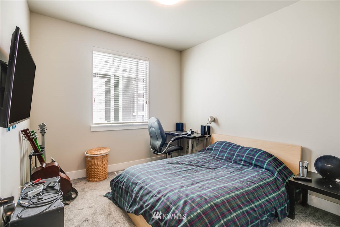 4913 Southeast 3rd Place Renton, WA 98059 - Photo 20 of 25