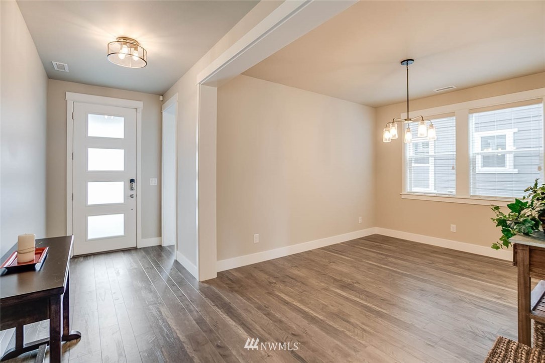 4913 Southeast 3rd Place Renton, WA 98059 - Photo 3 of 25