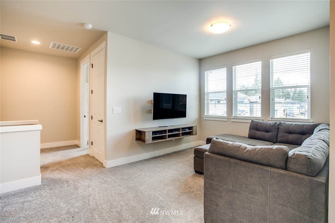 4913 Southeast 3rd Place Renton, WA 98059 - Photo 23 of 25