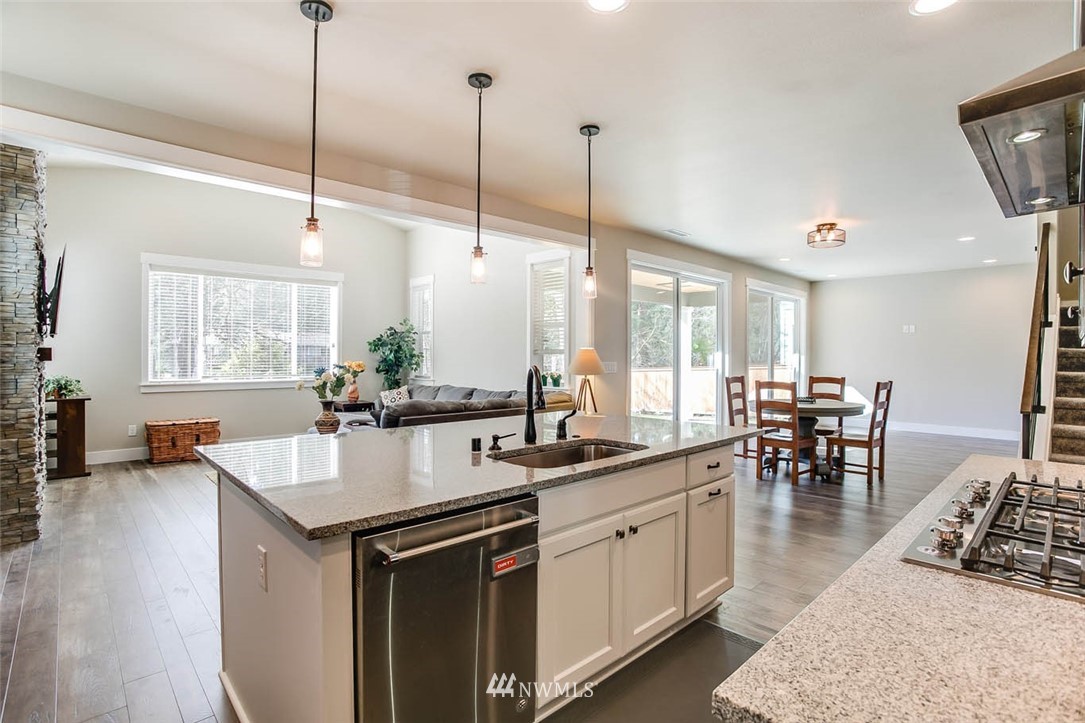 4913 Southeast 3rd Place Renton, WA 98059 - Photo 10 of 25