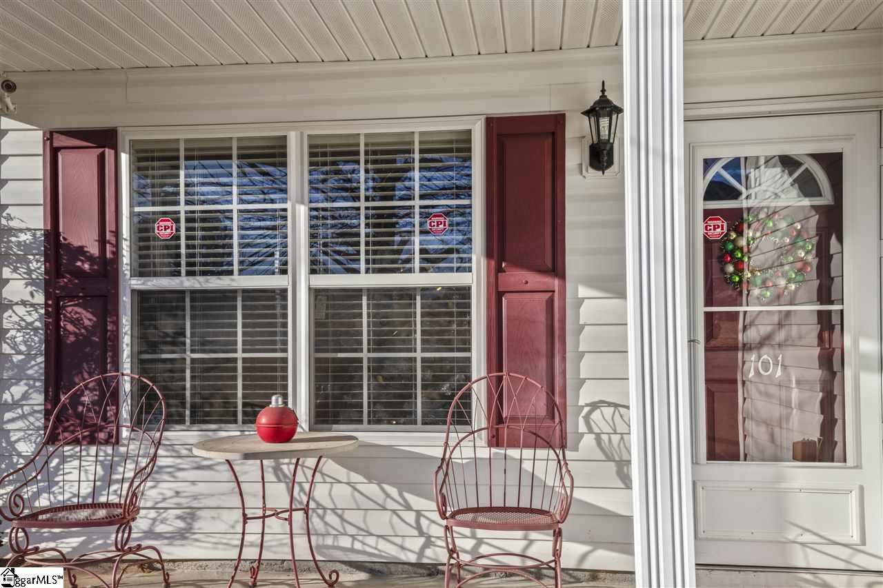 101 Catterick Way Fountain Inn, SC 29644 - Photo 2 of 24 Gallery Image 2