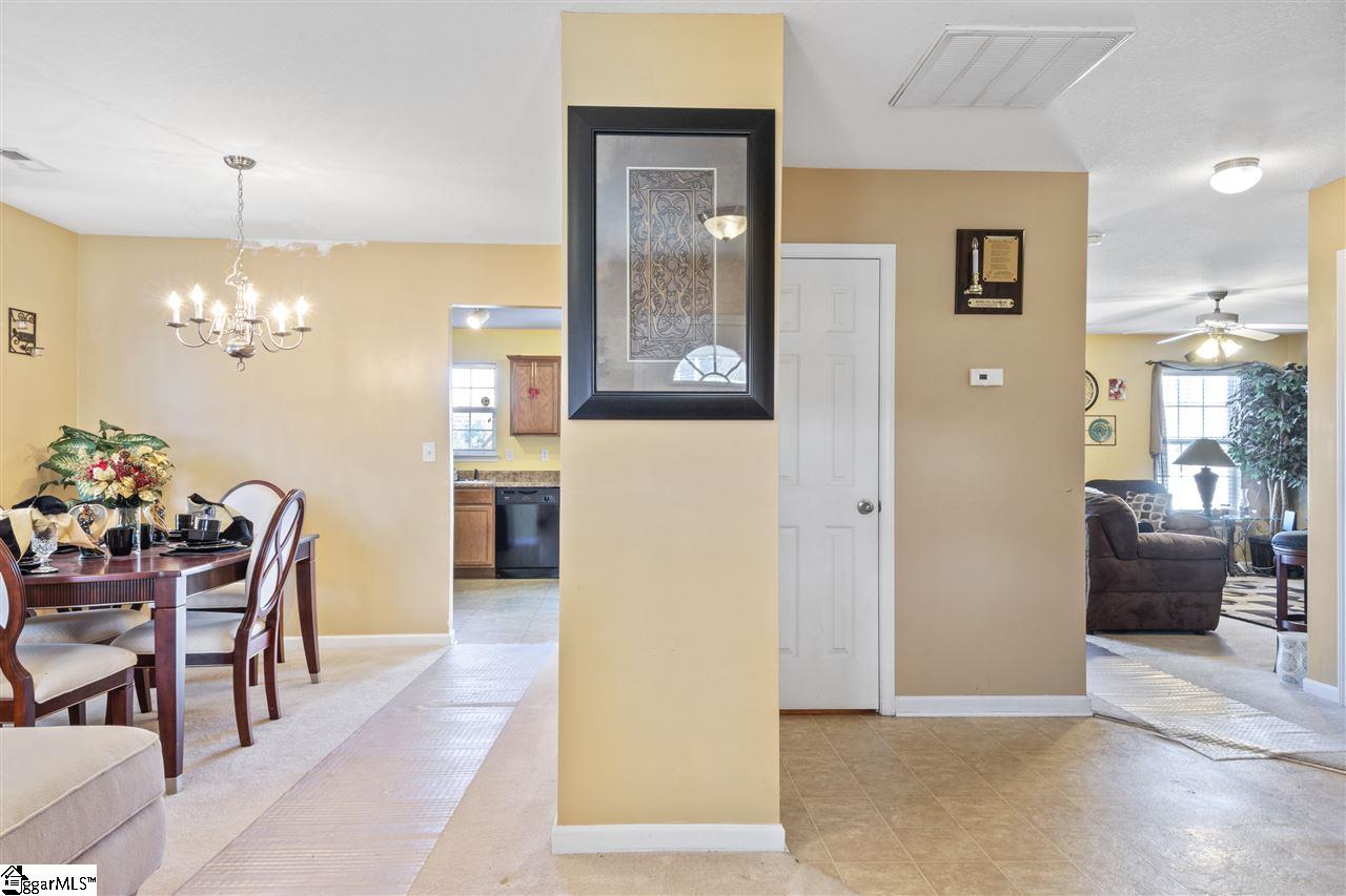 101 Catterick Way Fountain Inn, SC 29644 - Photo 3 of 24 Gallery Image 3
