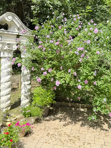 $449,000 | 36W251 Oak Hill Drive, West Dundee, IL 60118