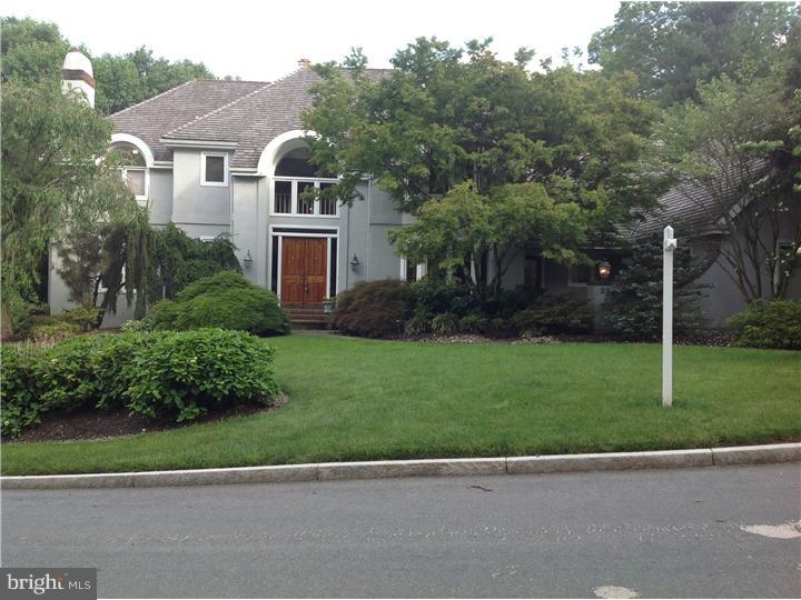 237 Ravenscliff Road Wayne, PA 19087 - Photo 1 of 25 Exterior Front