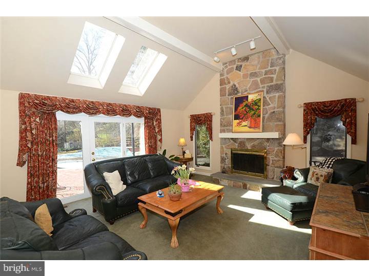 237 Ravenscliff Road Wayne, PA 19087 - Photo 8 of 25 Family Room