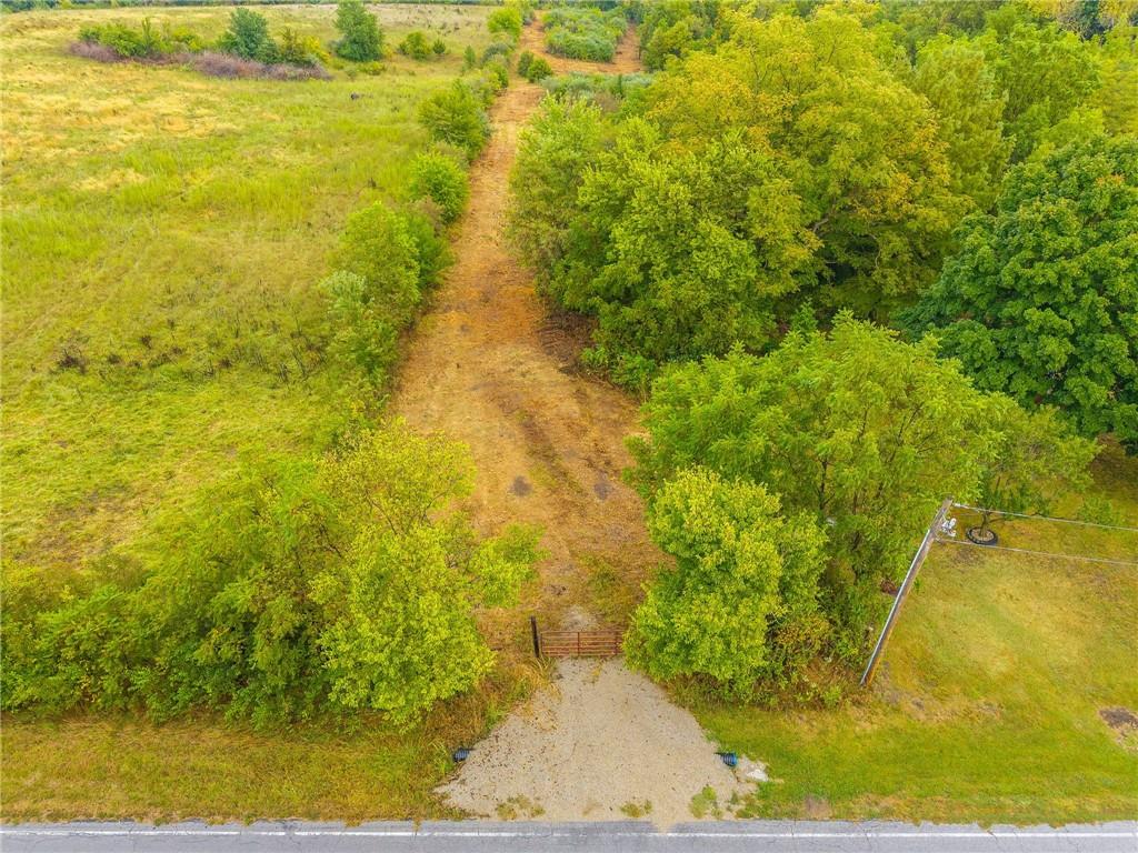 8815 Nebo Hills Road Liberty, MO 64068 - Photo 3 of 10