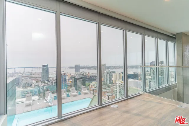 $11,500 | 601 11th, Unit PH 3304, San Diego, CA 92101