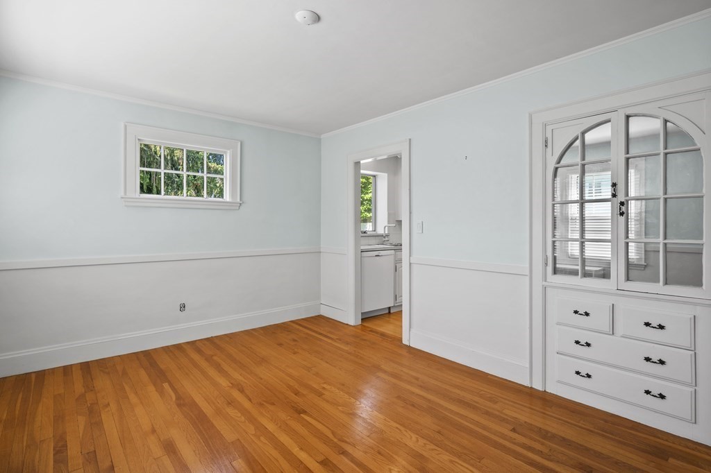 6 Maple Street Marblehead, MA 01945 - Photo 13 of 29