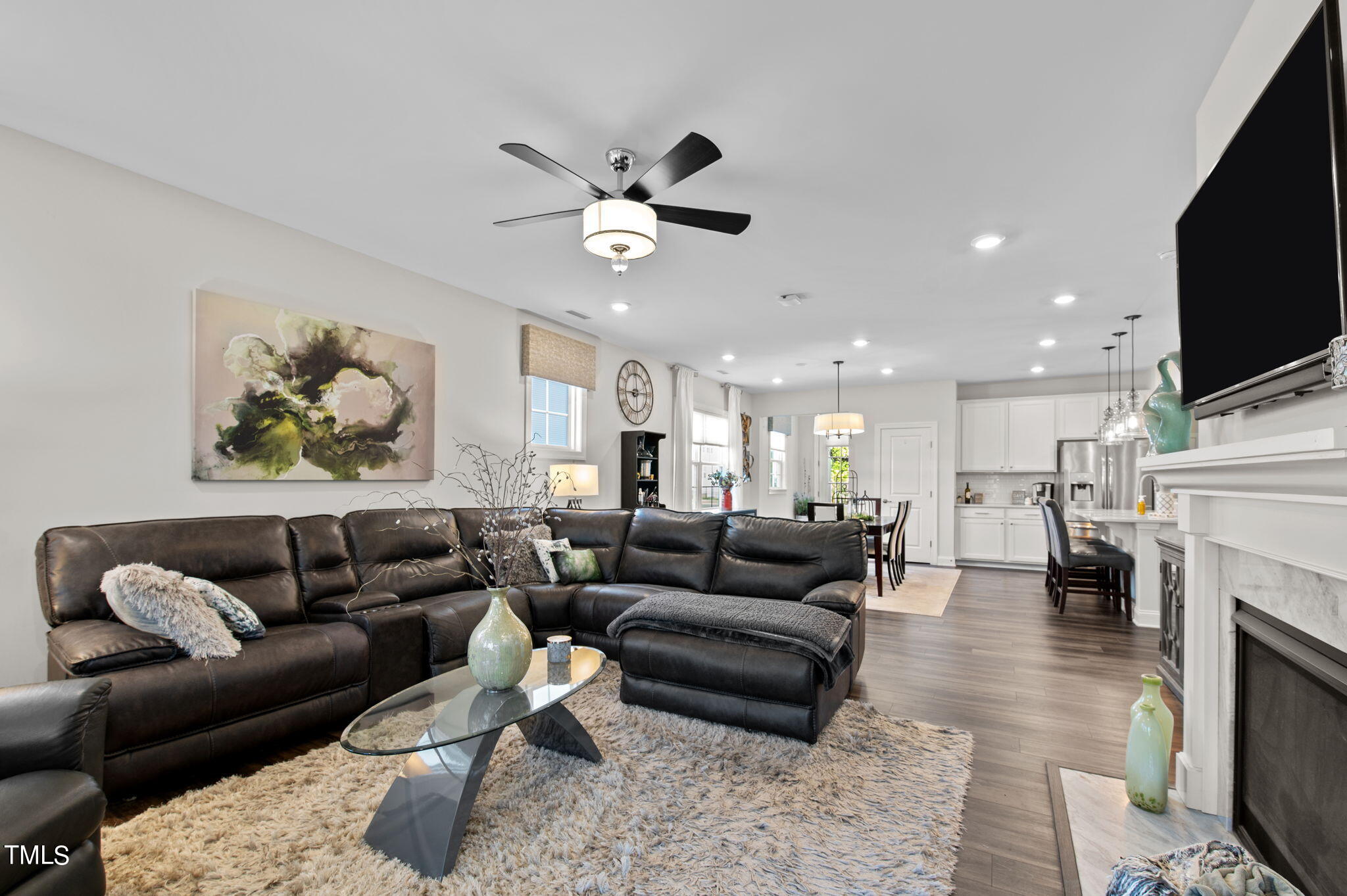 190 Azure Mist Drive Raleigh, NC 27610 - Photo 11 of 39 24-web-or-mls-DSC_9795