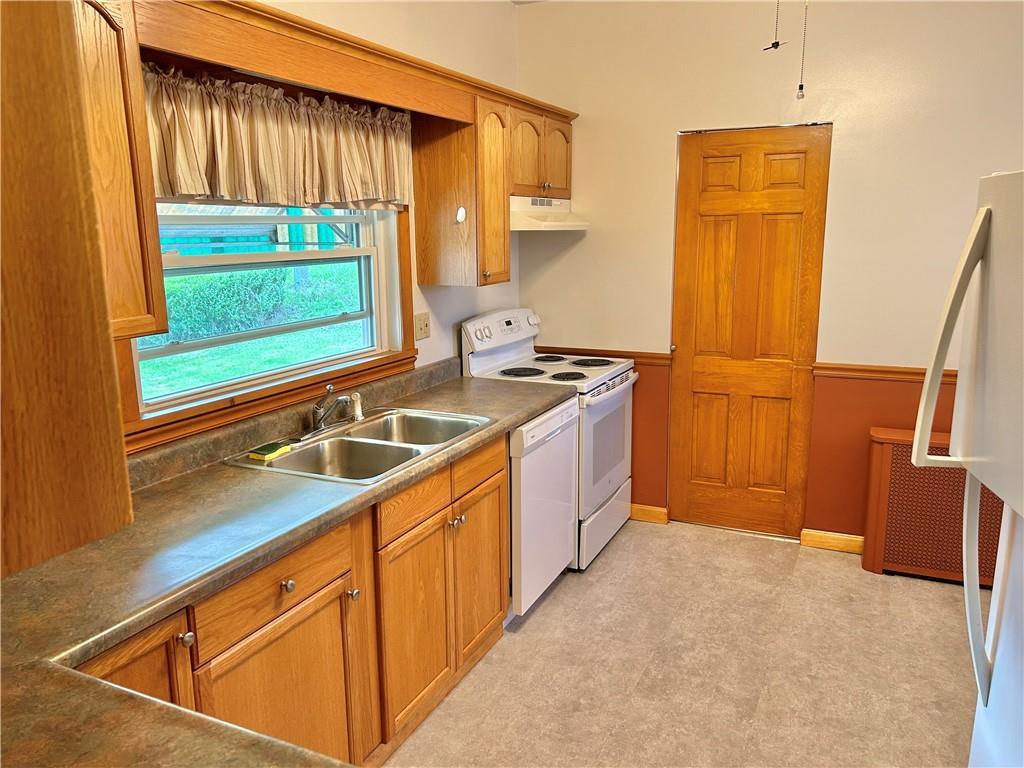 159 Smith Street Canonsburg, PA 15317 - Photo 3 of 17