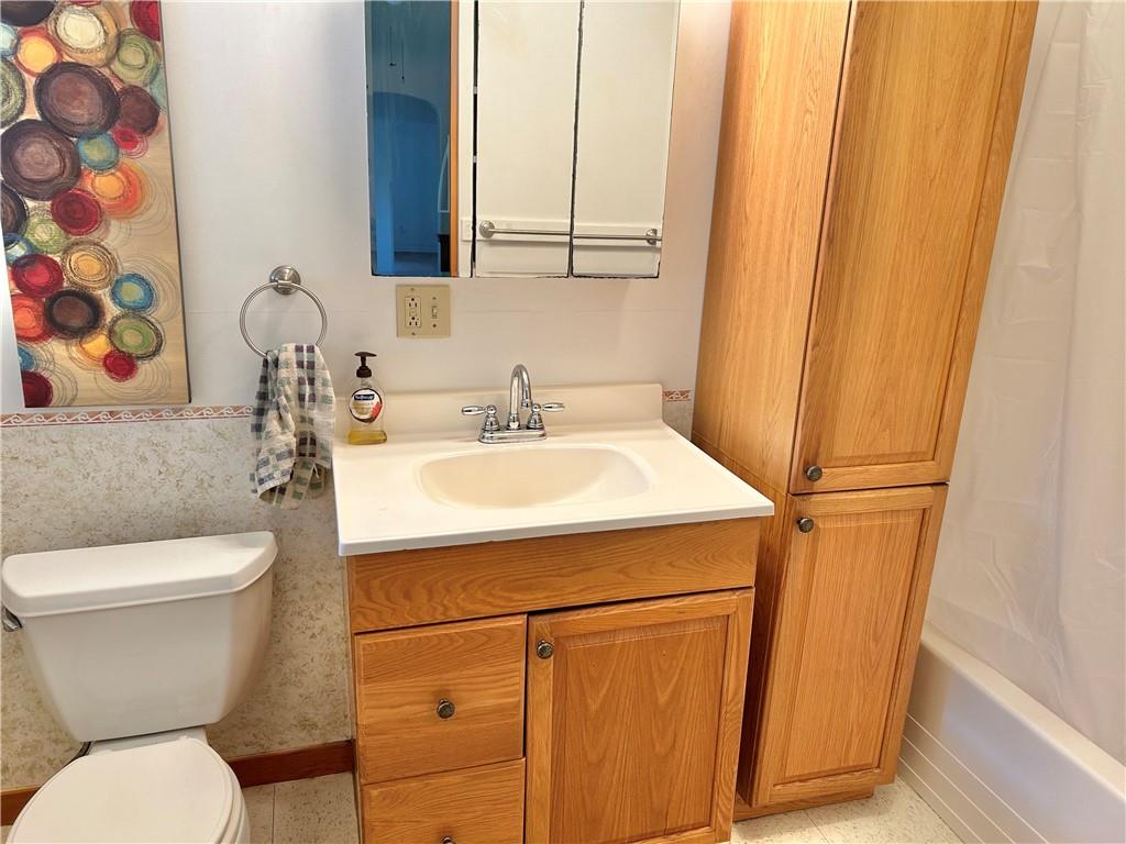 159 Smith Street Canonsburg, PA 15317 - Photo 8 of 17