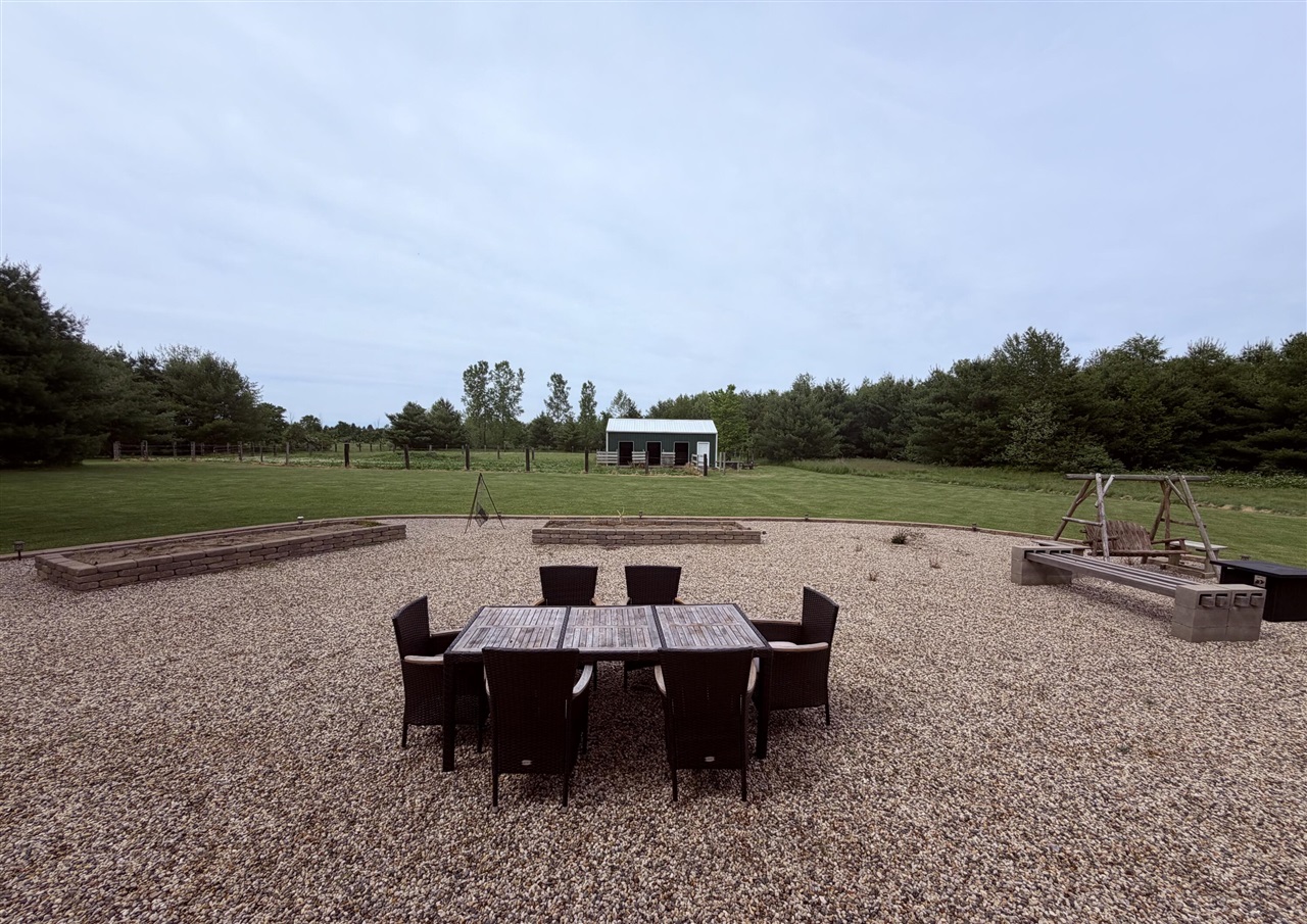 6585 Sinclair Road Eau Claire, MI 49111 - Photo 27 of 33
