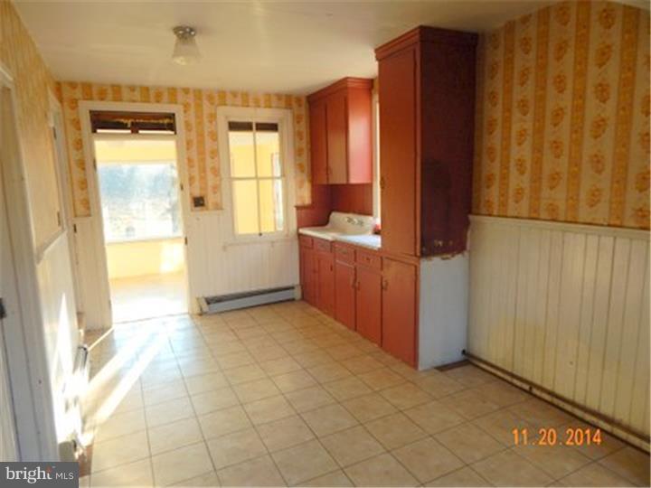 224 Steely Road Reading, PA 19608 - Photo 9 of 14 Kitchen