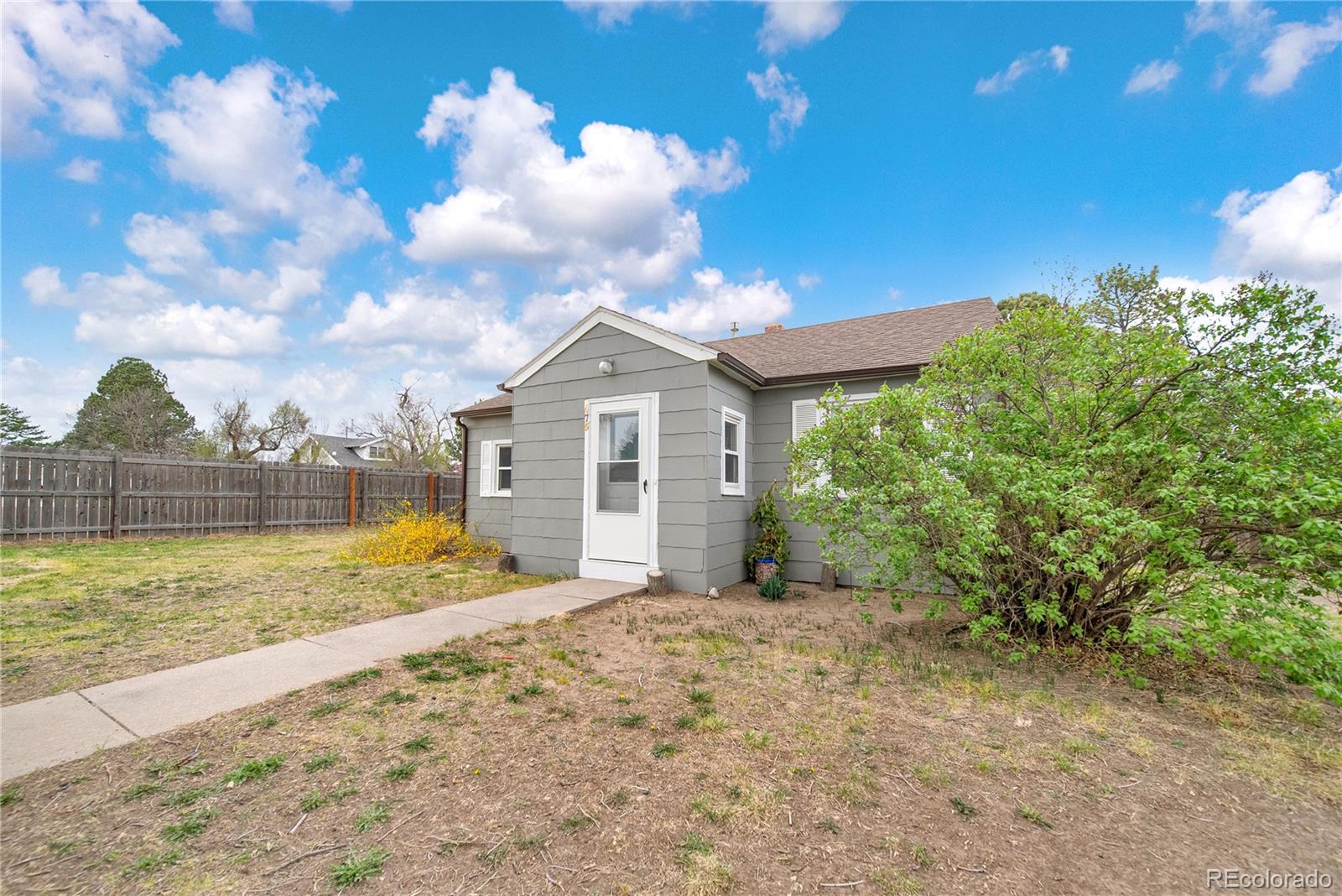 475 West 5th Street Akron, CO 80720 - Photo 4 of 27