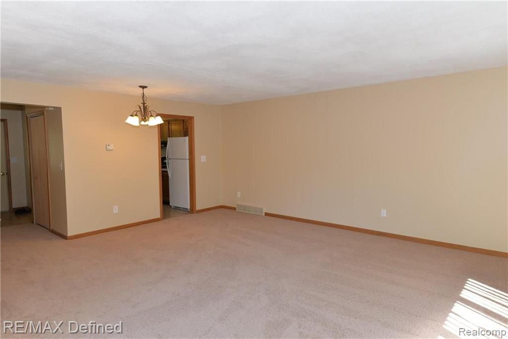 185 Fraser Street Rochester, MI 48307 - Photo 20 of 34