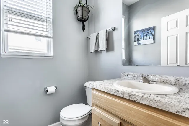 $189,900 | 6220 Bishops Pond Lane, Indianapolis, IN 46268