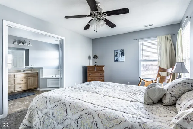 $189,900 | 6220 Bishops Pond Lane, Indianapolis, IN 46268