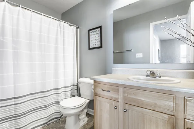 $189,900 | 6220 Bishops Pond Lane, Indianapolis, IN 46268