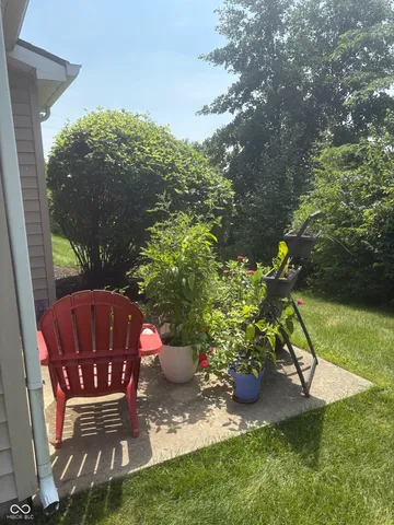 $189,900 | 6220 Bishops Pond Lane, Indianapolis, IN 46268