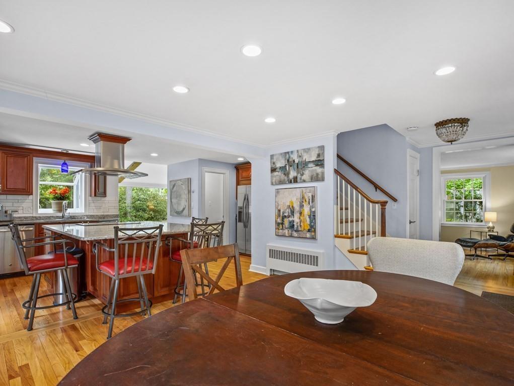 42 Shirley Road Wellesley, MA 02482 - Photo 11 of 23