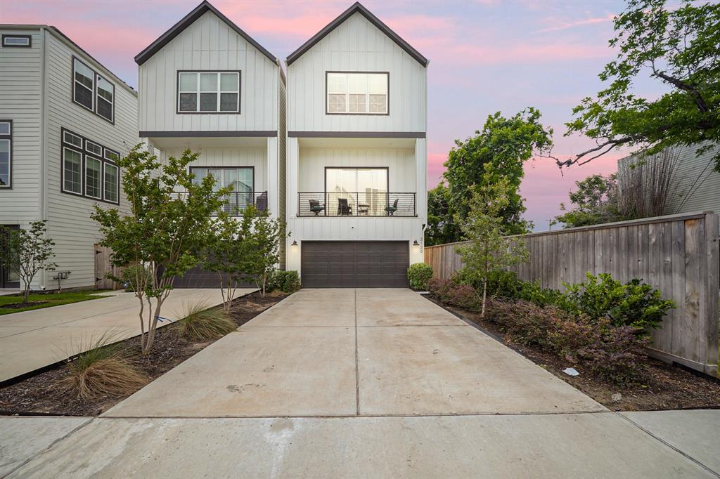 Welcome home to 2120 Francis Street! This City Choice Homes is a stunning 2,180 sqft 3-story home that boasts 3 bedrooms and 2 1/2 bathrooms.