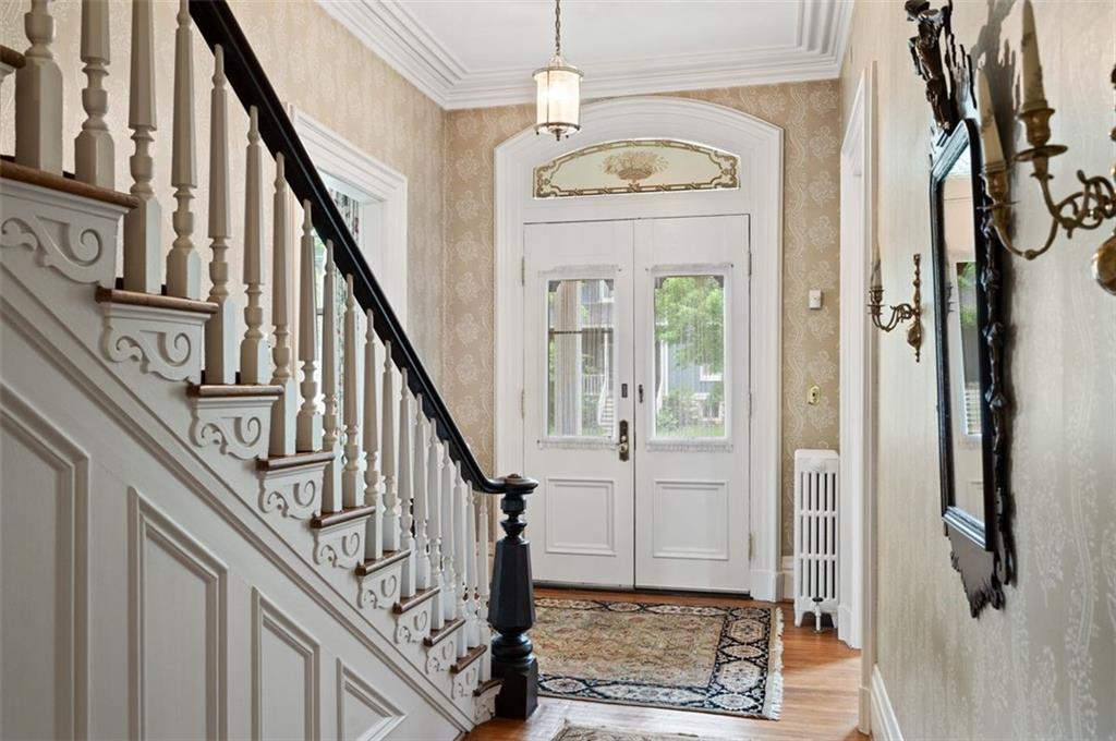 402 Maple Lane Sewickley, PA 15143 - Photo 4 of 50