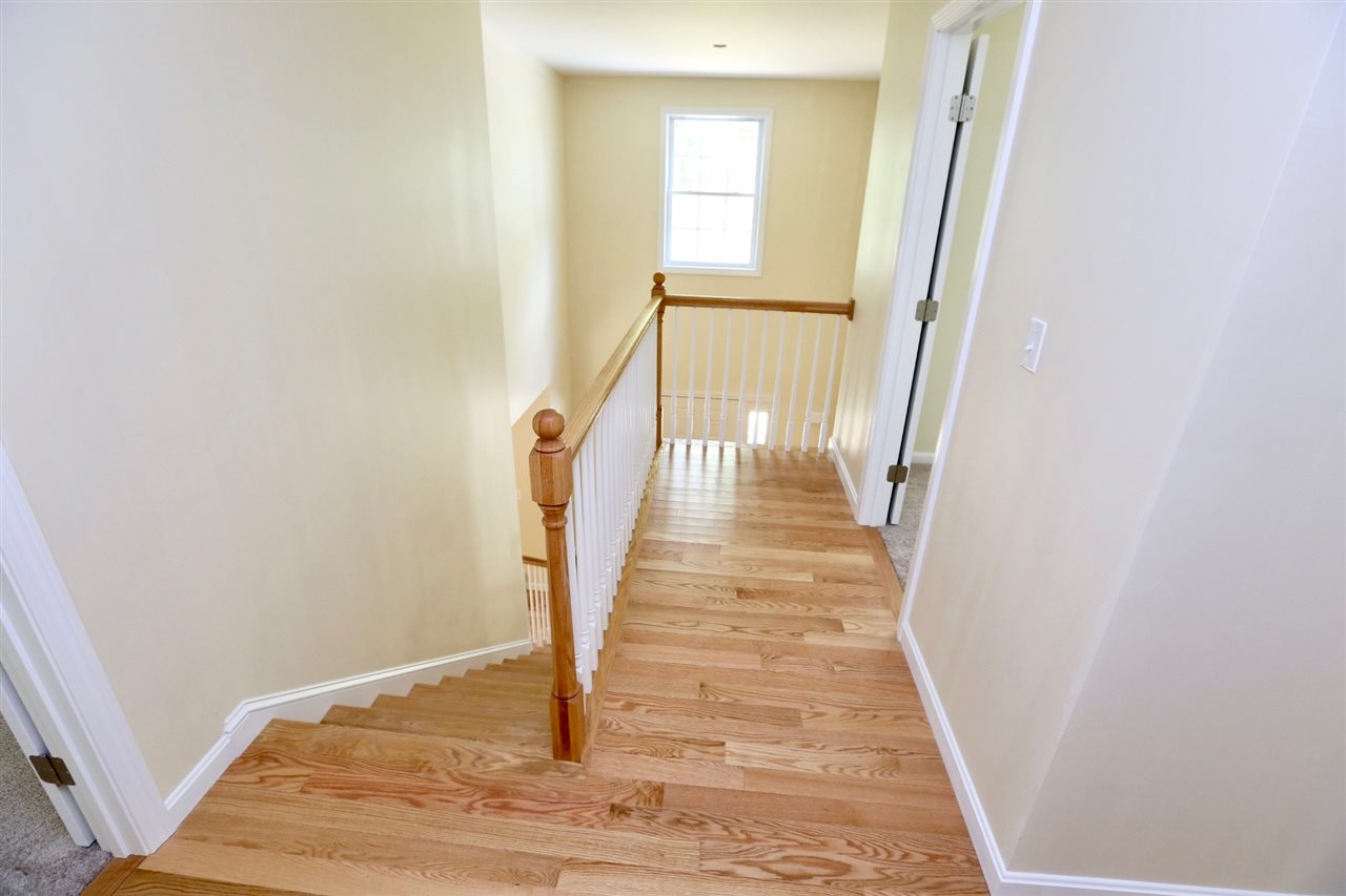 94 Snowshoe Road Henniker, NH 03242 - Photo 20 of 40