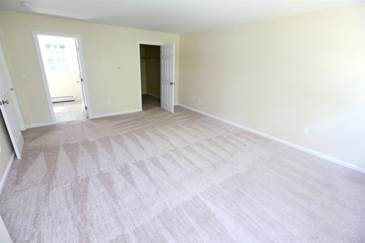 94 Snowshoe Road Henniker, NH 03242 - Photo 23 of 40