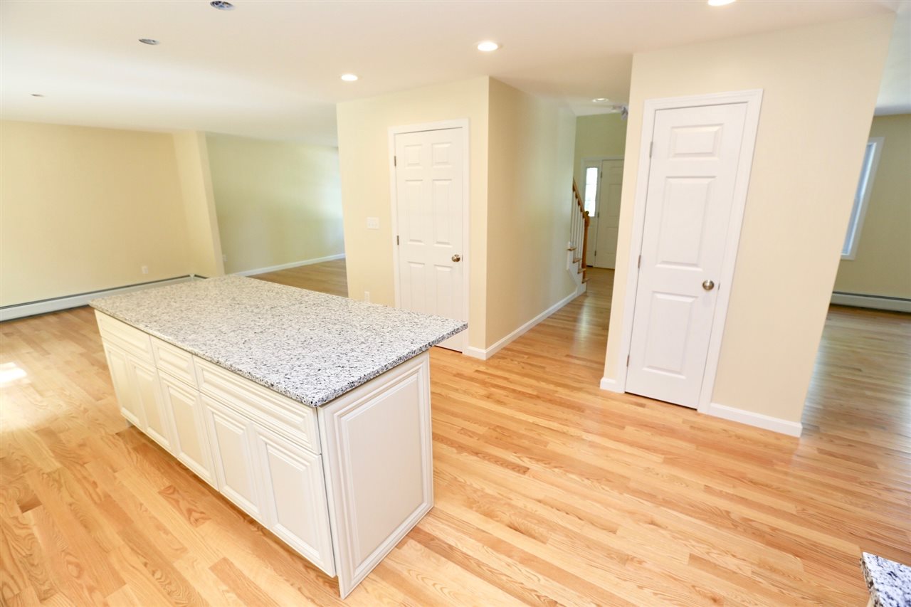 94 Snowshoe Road Henniker, NH 03242 - Photo 7 of 40