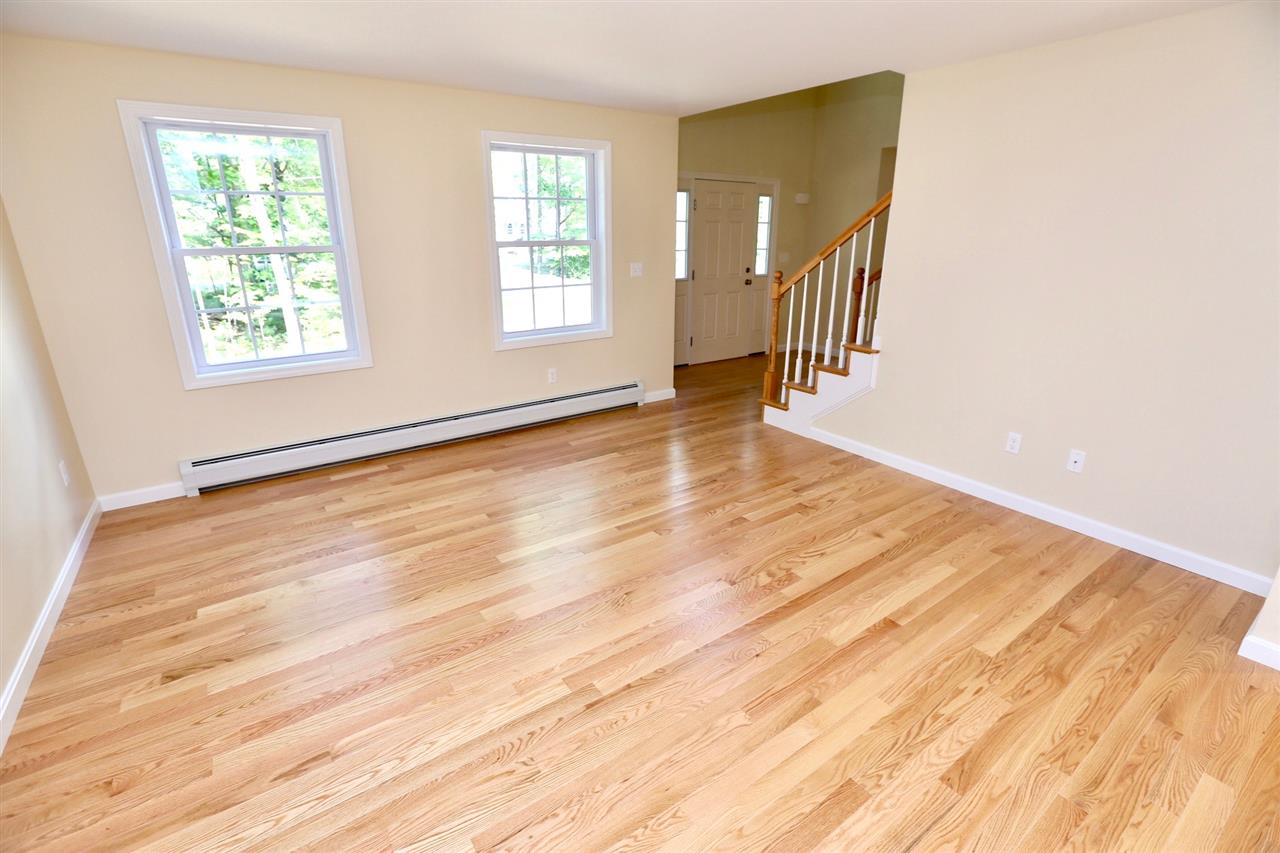 94 Snowshoe Road Henniker, NH 03242 - Photo 8 of 40