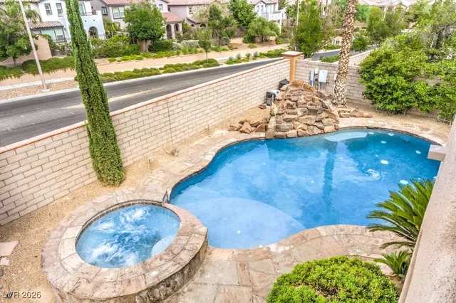 $6,500 | 636 Chervil Valley Drive, Las Vegas, NV 89138