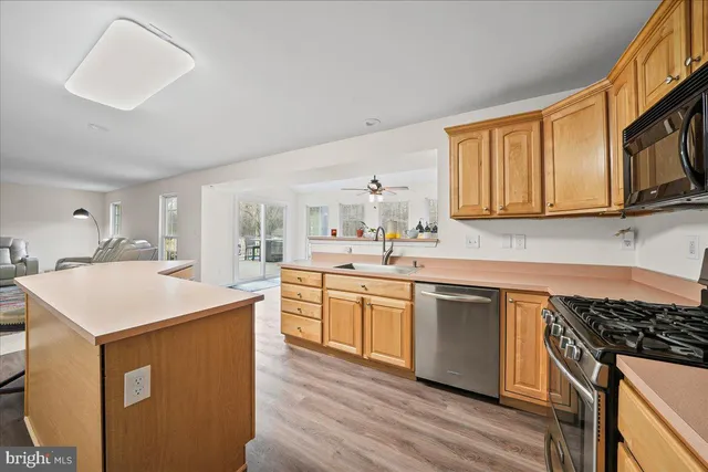 $580,000 | 16 Sir Barton Court, Newark, DE 19702