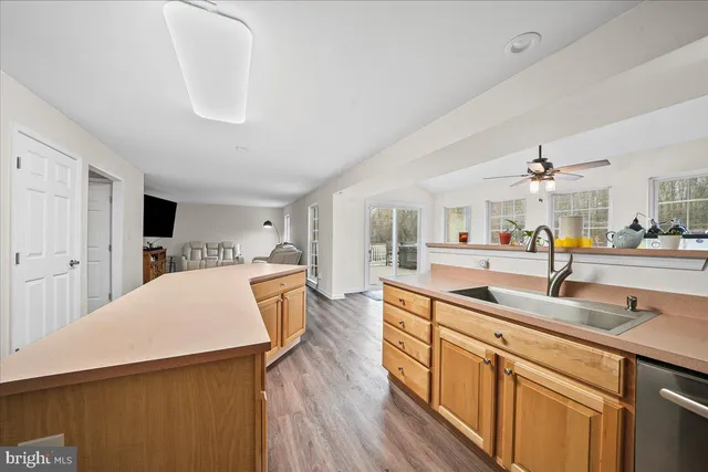 $580,000 | 16 Sir Barton Court, Newark, DE 19702