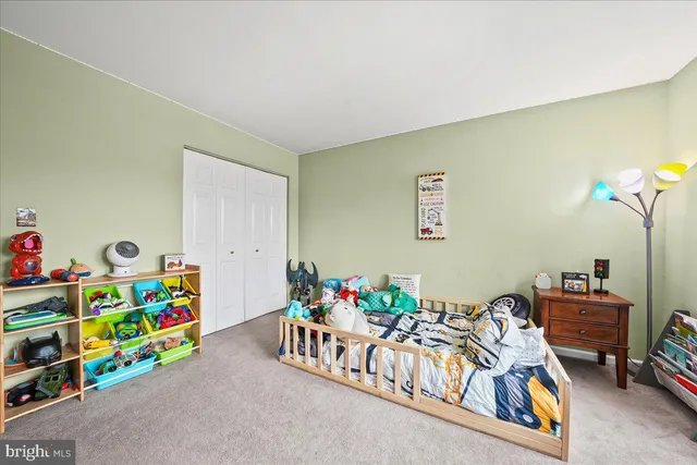 $580,000 | 16 Sir Barton Court, Newark, DE 19702