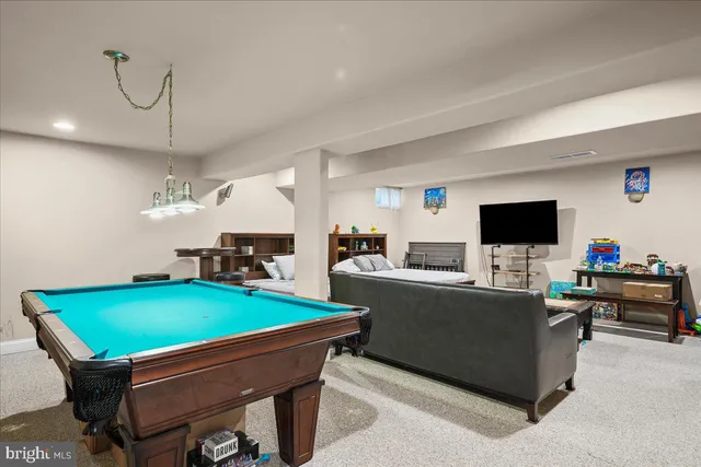 $580,000 | 16 Sir Barton Court, Newark, DE 19702