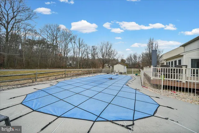 $580,000 | 16 Sir Barton Court, Newark, DE 19702