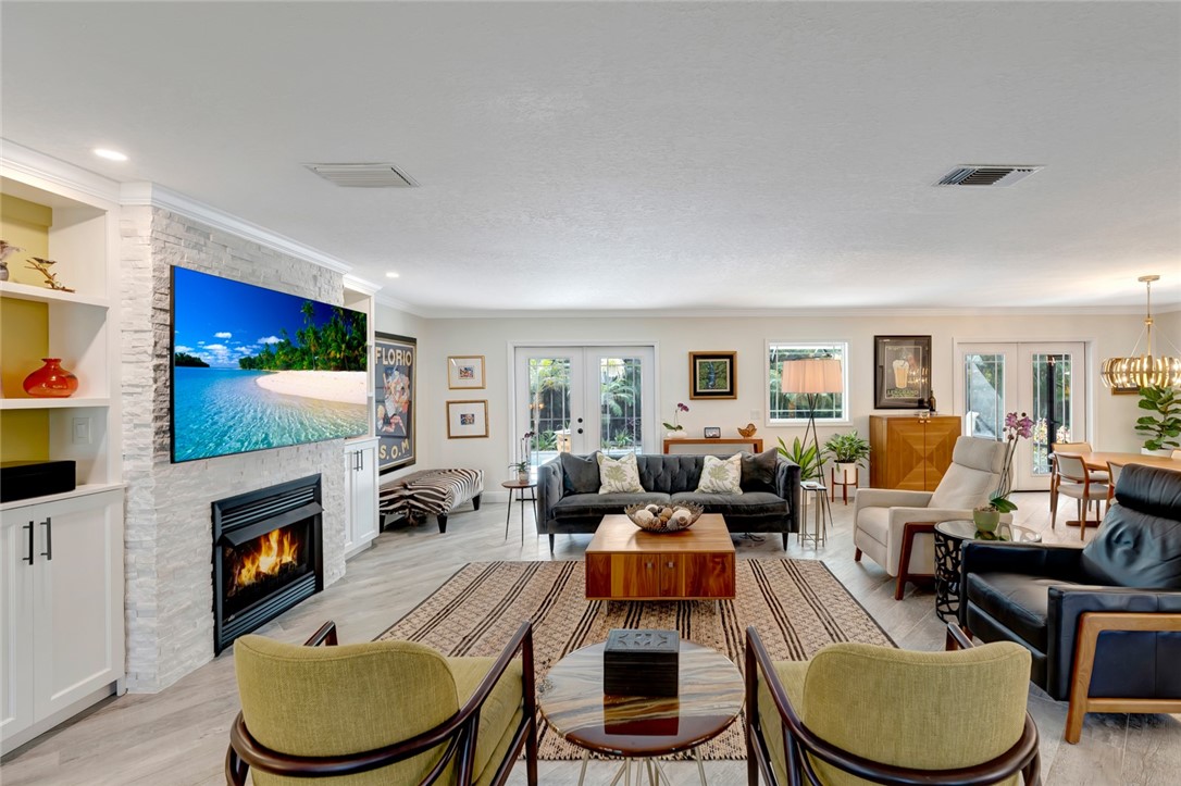 316 Eugenia Road Vero Beach, FL 32963 - Photo 4 of 36