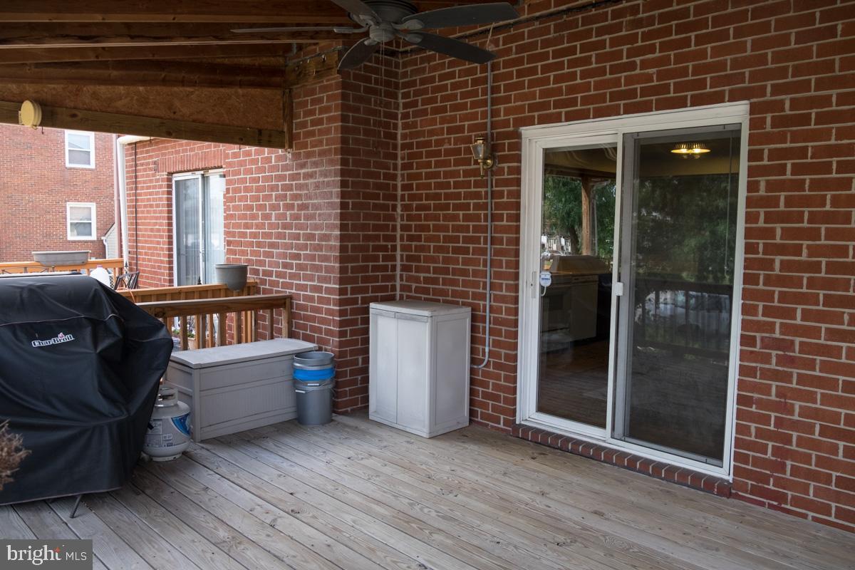 1597 Lynch Road Baltimore, MD 21222 - Photo 22 of 27
