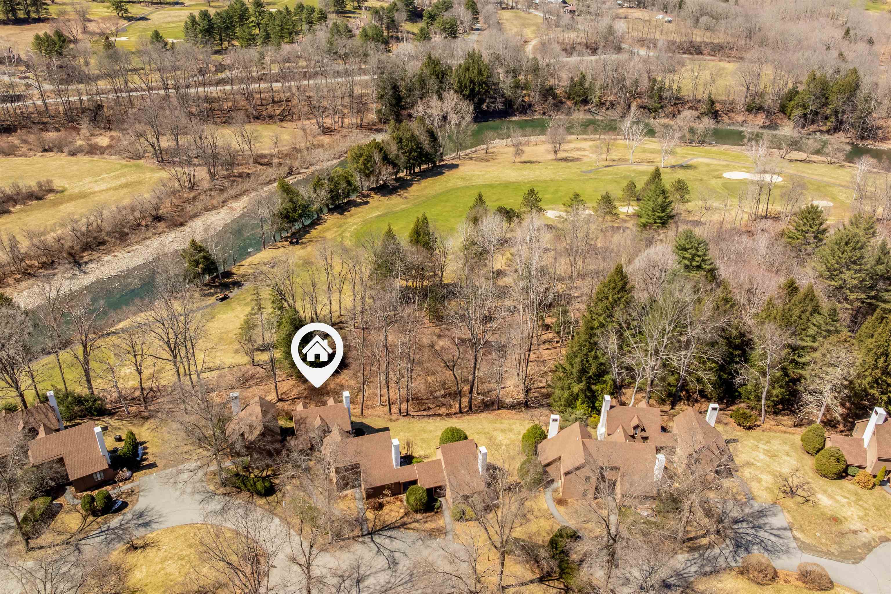 807 Murphys Road, Unit 4C Hartford, VT 05059 - Photo 32 of 35